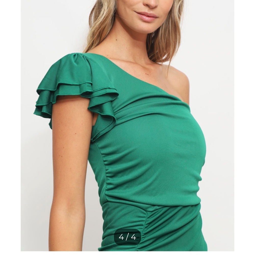 Sfera • Asymmetrical Ruffle Dress - Picture 4 of 12